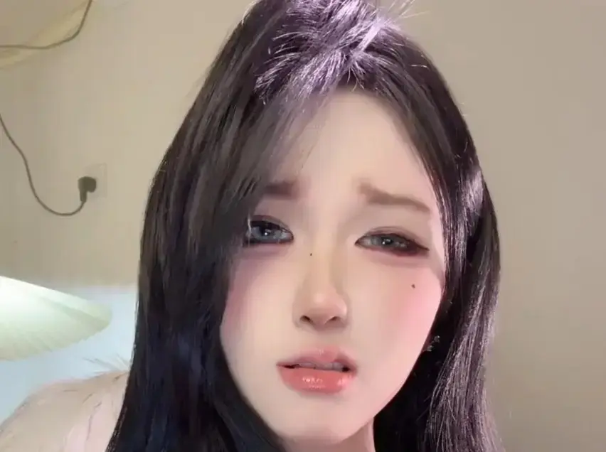 《阿黑颜系列vlog》全集典藏版！《阿黑颜系列vlog》每日大赛最新剧集，暗黑美学高清在线，免费流畅播放！