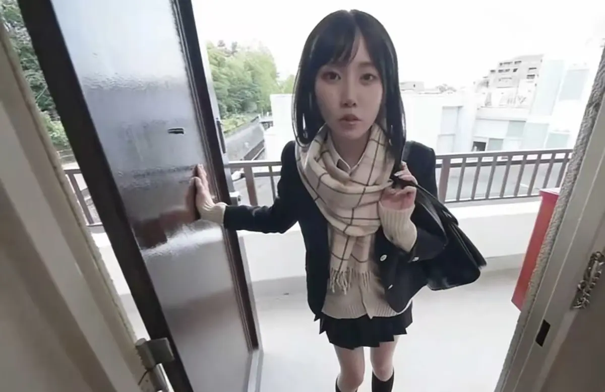 《泡在我家的辣妹-真人版》《泡在我家的辣妹》全集资源！《泡在我家的辣妹》未删减版百度网盘下载，高清在线观看无广告《泡在我家的辣妹-真人版》