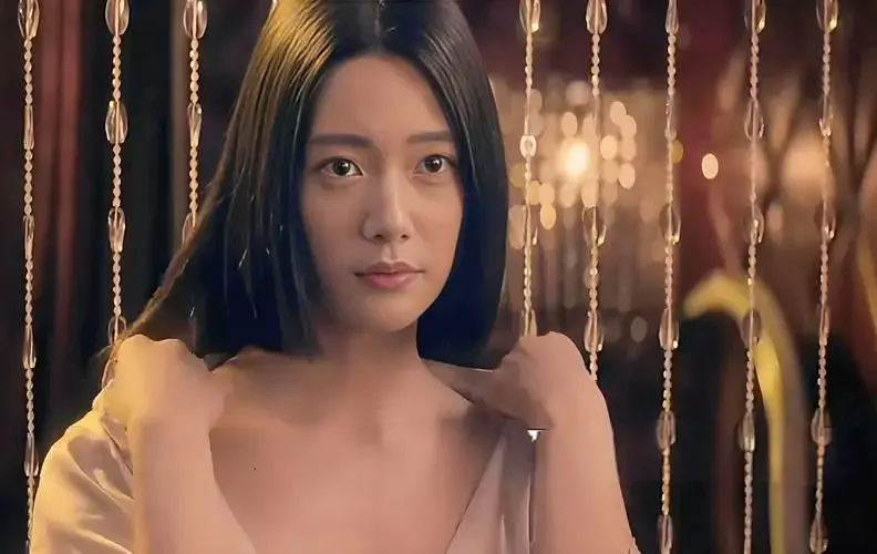 《美人》未删减版哪里能看？《美人》高清资源在线播放，情欲美学天花板完整版无广告